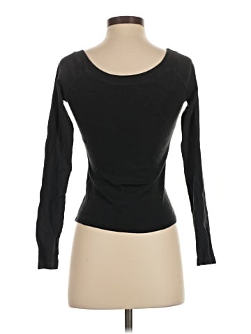 Brandy Melville Long Sleeve T-Shirt (view 2)