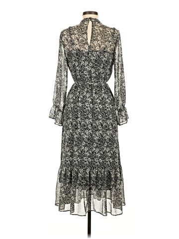 Banana Republic Casual Dress (view 2)