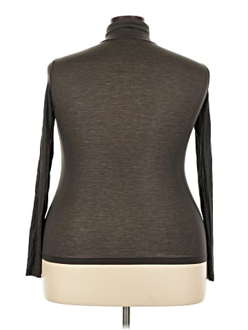 Uniqlo Long Sleeve Turtleneck (view 2)