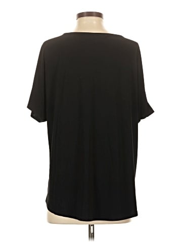 Vince Camuto Short Sleeve T-Shirt (view 2)