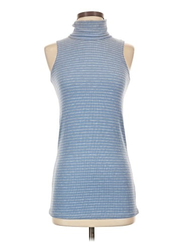 Puella Sleeveless Turtleneck (view 1)