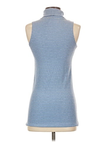 Puella Sleeveless Turtleneck (view 2)