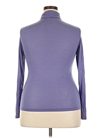 Uniqlo Long Sleeve Turtleneck (view 2)