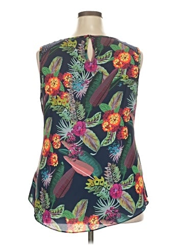 City Chic Sleeveless Blouse (view 2)