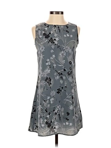 Charlotte Russe Sleeveless Blouse (view 1)