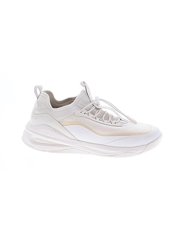 Pre-owned Clove Sneakers In White