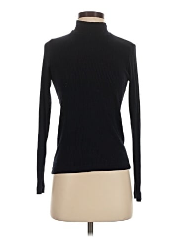 Uniqlo Turtleneck Sweater (view 1)