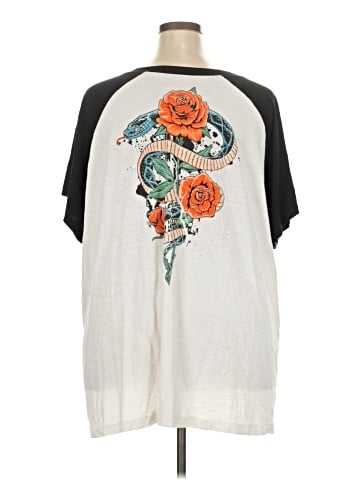 Torrid Short Sleeve T-Shirt (view 2)