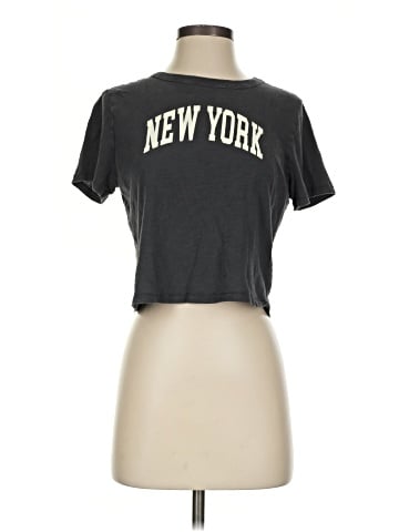 Old Navy Short Sleeve T-Shirt (view 1)
