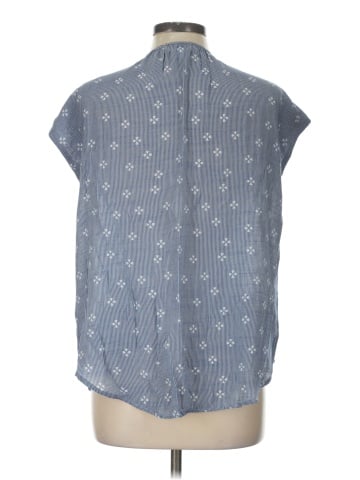 Liz Claiborne Short Sleeve Blouse (view 2)