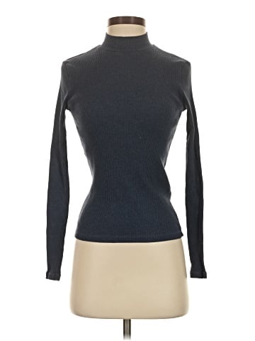 Uniqlo Turtleneck Sweater (view 1)