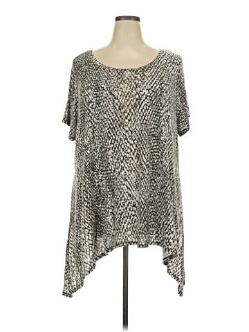 a.n.a. A New Approach Short Sleeve Blouse (view 1)