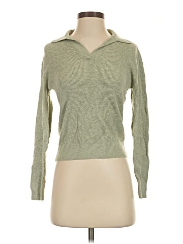 Uniqlo Pullover Sweater (view 1)