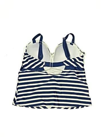 Venus Swimsuit Top (view 2)