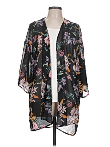 Divided by H&M Kimono (view 1)