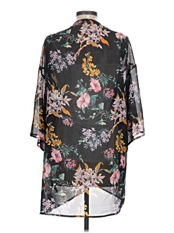 Divided by H&M Kimono (view 2)