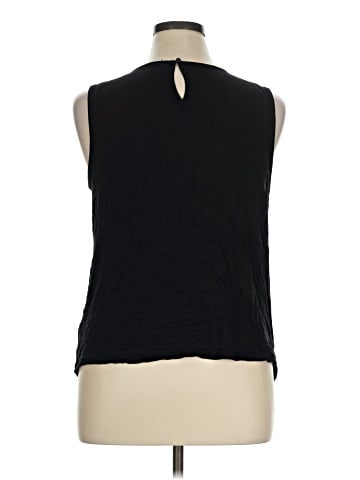 Elle Sleeveless Blouse (view 2)