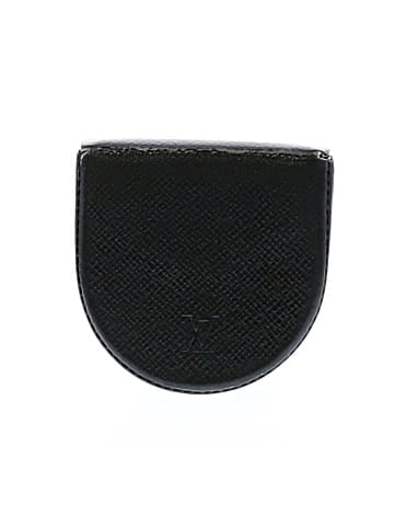 Louis Vuitton Taiga Portemonnaie Cuvette (view 1)