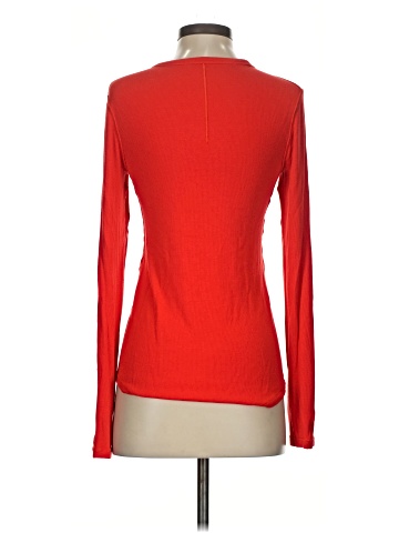 Lululemon Athletica Long Sleeve T-Shirt (view 2)