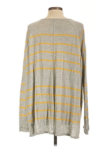 Lululemon Athletica Long Sleeve Top (view 2)
