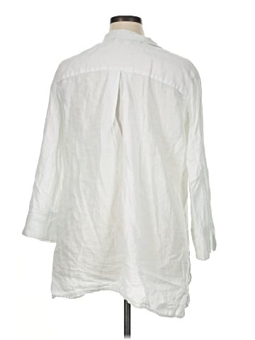Sara Campbell 3/4 Sleeve Button-Down Shirt (view 2)