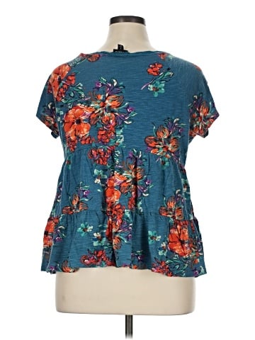 Torrid Short Sleeve Top (view 2)