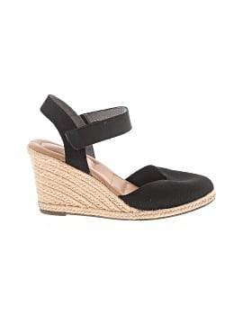 Kelly & Katie Wedges