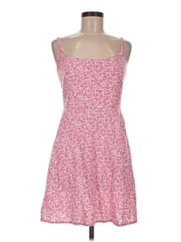 Old Navy Casual Dress (view 1)