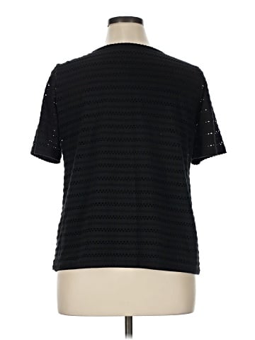 Croft & Barrow Short Sleeve Top (view 2)