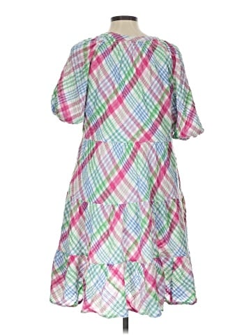 Crown & Ivy Casual Dress (view 2)