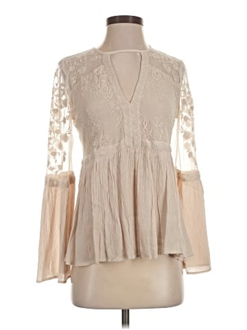 American Eagle Outfitters 3/4 Sleeve Blouse (view 1)