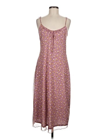 Urban Outfitters Casual Dress (view 1)