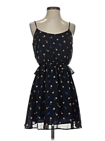 Forever 21 Casual Dress (view 1)