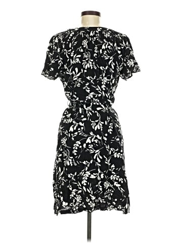 Croft & Barrow Casual Dress (view 2)