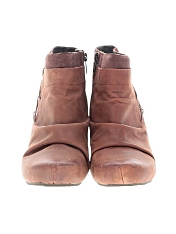 otBt Ankle Boots (view 2)