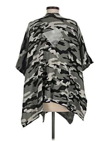 Janice Poncho (view 2)