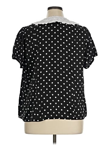 Retro Chic by Torrid Short Sleeve Blouse (view 2)