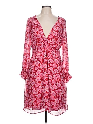 Julia Jordan Casual Dress (view 1)