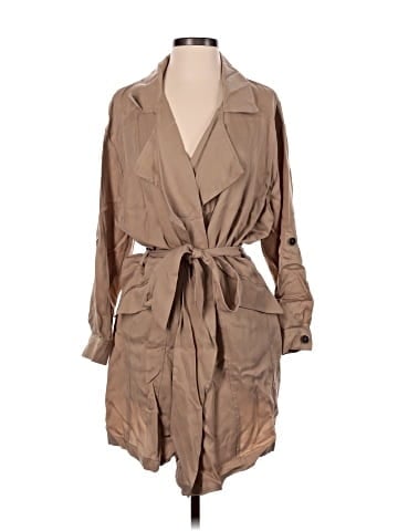 Bershka Trenchcoat (view 1)