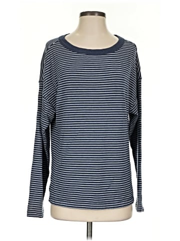 Vineyard Vines Pullover Sweater (view 1)
