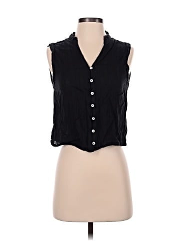Carve Designs Sleeveless Button-Down Shirt (view 1)