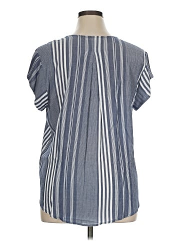 Liz Claiborne Short Sleeve Blouse (view 2)