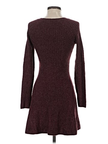 Abercrombie & Fitch Pullover Sweater (view 2)