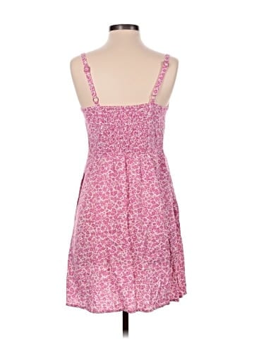 Old Navy Casual Dress (view 2)
