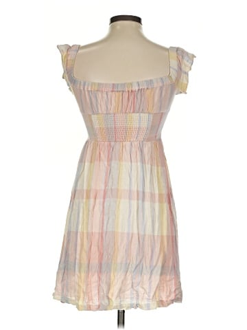 Urban Outfitters Casual Dress (view 2)