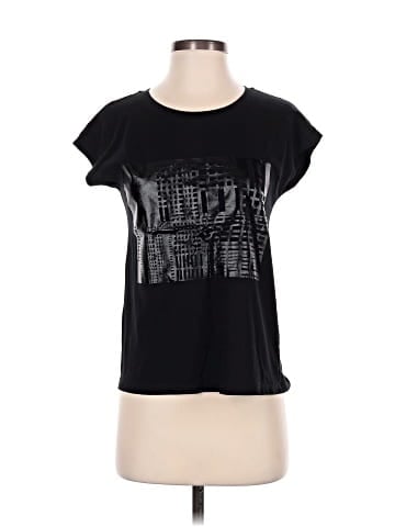 UT for Uniqlo Short Sleeve T-Shirt (view 1)