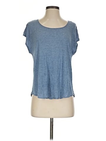 Victoria's Secret Short Sleeve T-Shirt (view 1)