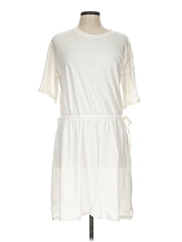 Old Navy Casual Dress (view 1)