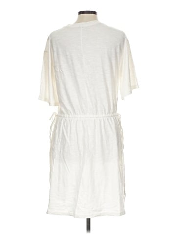Old Navy Casual Dress (view 2)