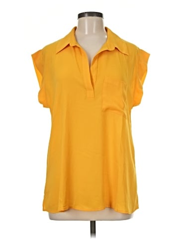 Everleigh Short Sleeve Blouse (view 1)